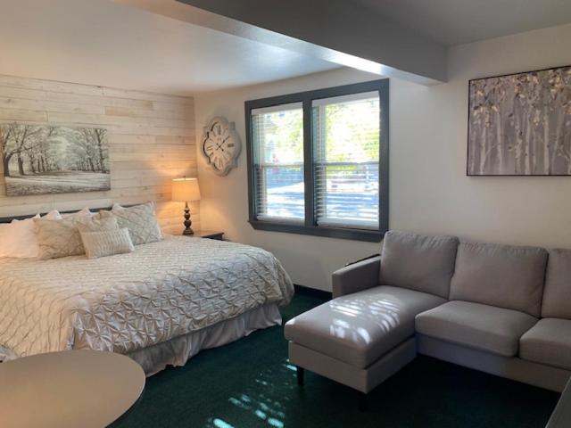 Moose Creek Lodge & Suites Cody Quarto foto